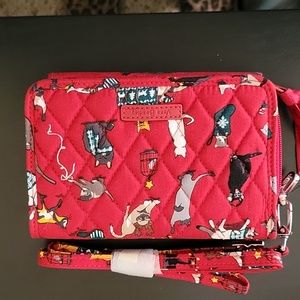 Vera Bradley RFID All In One Crossbody Bag - Holiday Cats Pattern